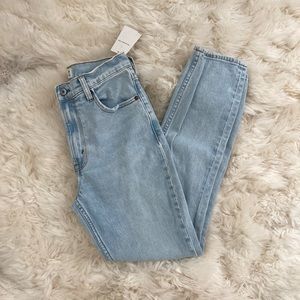 nwt abercrombie high rise skinny jeans light 26R